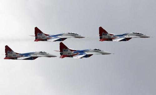 ����˹�ھŽ���ʺ��պ���չ���ᣨ��ͼ��