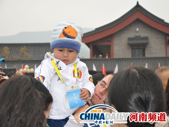 第十届中国郑州国际少林武术节在登封少林寺开幕